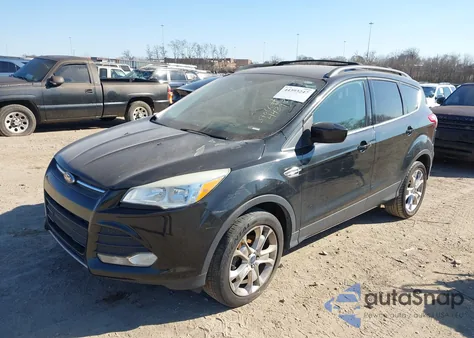 2013 Ford Escape Se z USA, uszkodzony, nr VIN 1FMCU0GX3DUA38059